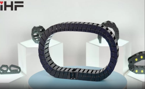 ยกระดับการดำเนินงานของคุณ: ความสำคัญของรางลำเลียงสายเคเบิลสำหรับงานหนักในอุตสาหกรรมสมัยใหม่